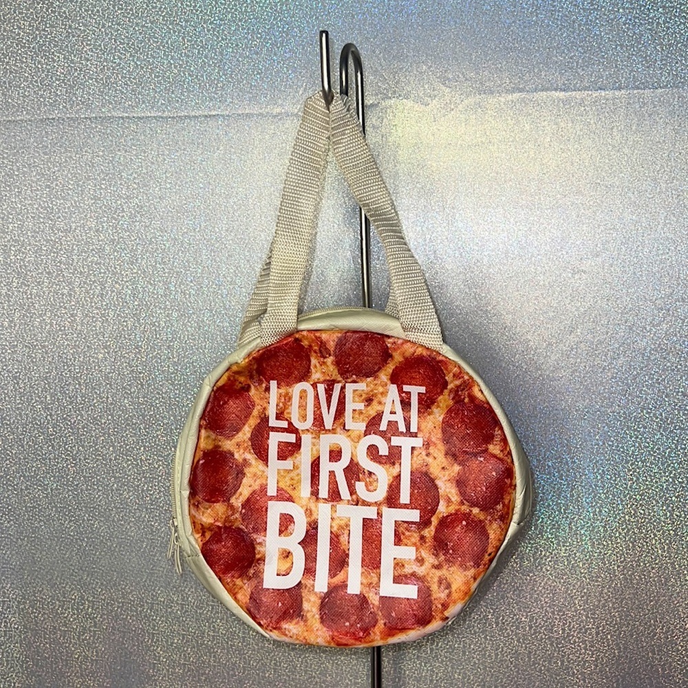 Love at first bite lunch kit bag tote container lunchbox pizza lover ZA 🍕